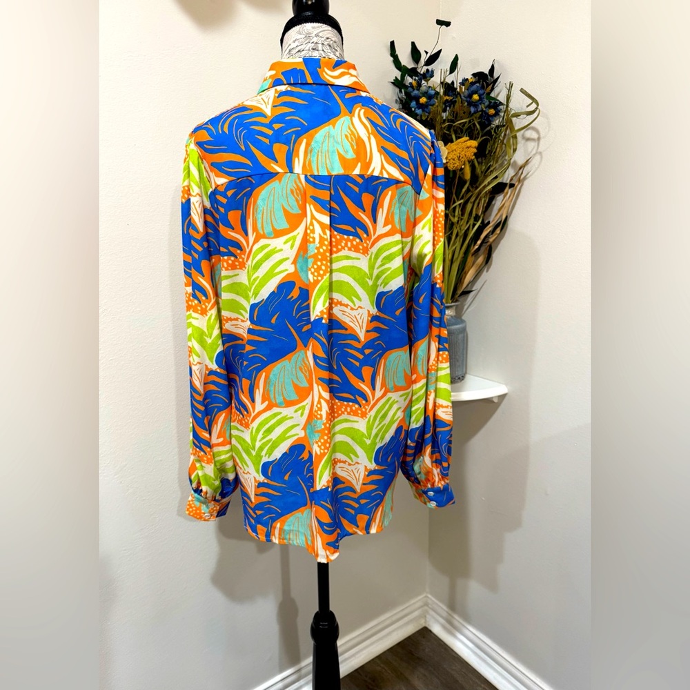 Flying Tomato Multicolor Abstract Print Button-Up Blouse - Picture 4 of 9